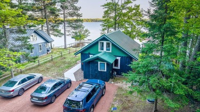 This one has a Northwoods personality with classic rustic charm - photo 9
