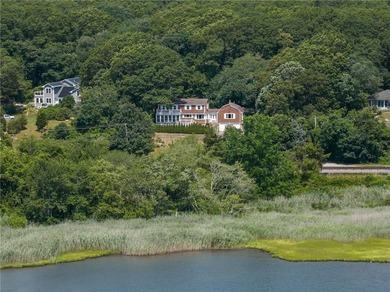 This spectacular 3 family with incredible ocean views is perfect - photo 1