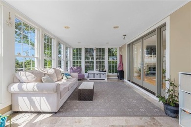 This spectacular 3 family with incredible ocean views is perfect - photo 8