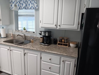 **MOTIVATED SELLERS! Now offered at $126,900, this beautifully - photo 20