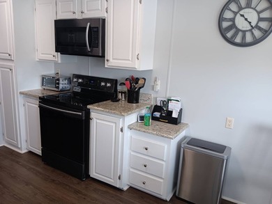 **MOTIVATED SELLERS! Now offered at $126,900, this beautifully - photo 22