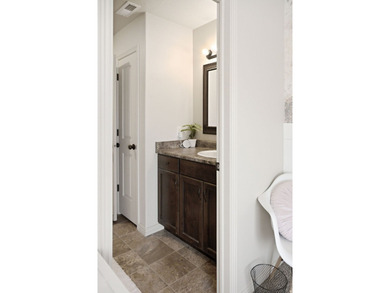 This is the home you have been waiting for, freshly renovated - photo 41