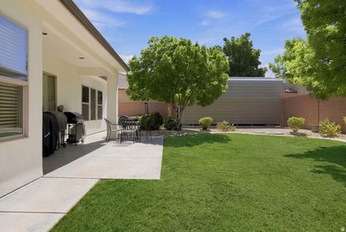 This is the home you have been waiting for, freshly renovated - photo 44