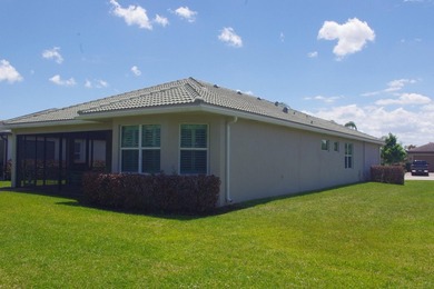 Upgraded Coastal Collection Admiral model single-family home in - photo 5