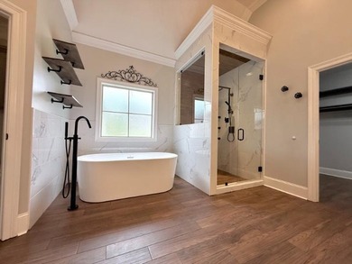 One of a kind! Simply stunning 6BR/4BA home with recently added - photo 18