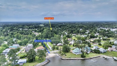 Charming ranch-style home conveniently located in the heart of - photo 19