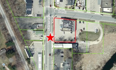 6,256 sq.ft. Free standing restaurant building (Former Esquire - photo 2