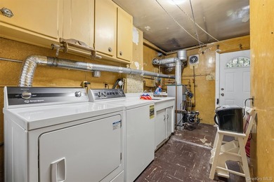 Welcome to 2324 Westervelt Avenue, located in the heart of the - photo 29