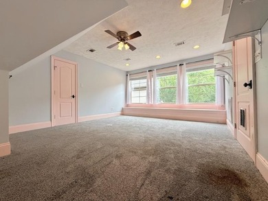 One of a kind! Simply stunning 6BR/4BA home with recently added - photo 30