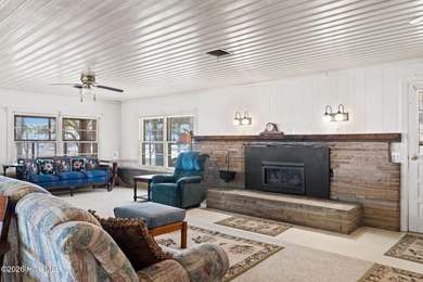 Once-in-a-lifetime opportunity to own an iconic commercial - photo 31