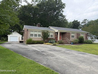 Charming ranch-style home conveniently located in the heart of - photo 32