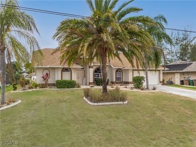 Cape Coral Lakes Area Home Sale Pending in Cape Coral Florida