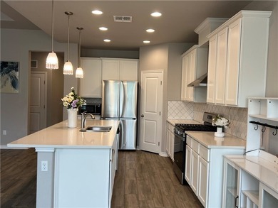 Move-In Ready Southside Home | 4 Bedrooms, 3 Baths | - photo 12