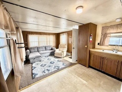 Looking for an affordable home with the opportunity to make it - photo 3