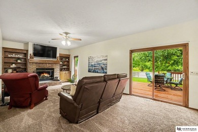 OPEN HOUSE - Sun, July 12 1PM-3PM. Tucked away in the highly - photo 4