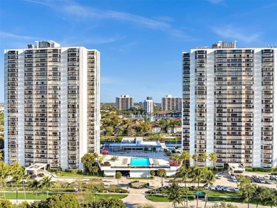 (private lake, pond, coastal) Condo For Sale in Aventura Florida
