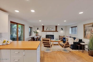 Welcome to year-round lake living on Great Sacandaga in this - photo 8
