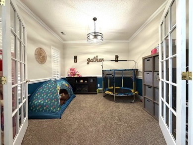Don't miss this meticulously maintained, traditional two-story - photo 10