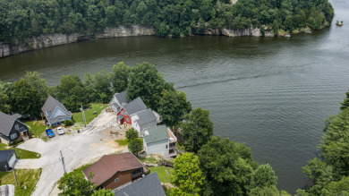 Stunning Lakefront Home on Lake Malone - photo 27