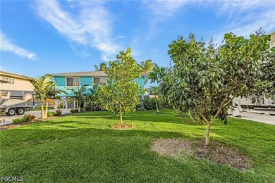 Welcome to this beautiful 3/2 completely updated costal home - photo 3