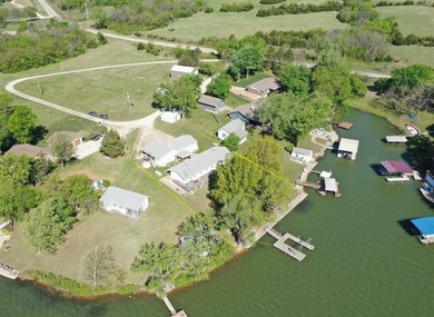 A great lakeside property to make lasting memories! This - photo 3