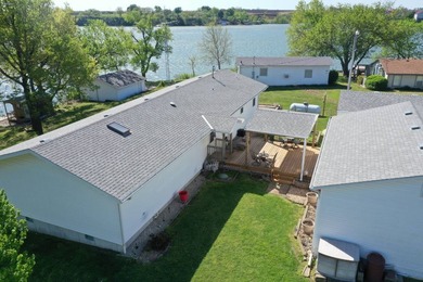 A great lakeside property to make lasting memories! This - photo 5