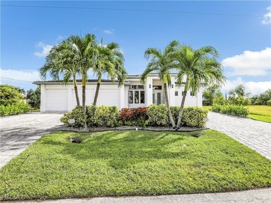 Cape Coral Lakes Area Home For Sale in Cape Coral Florida