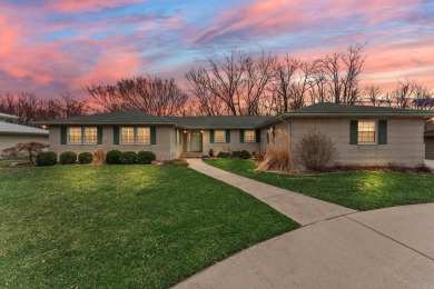 Lake Home Sale Pending in Valparaiso, Indiana