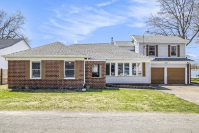 Lake Home For Sale in Ceresco, Michigan