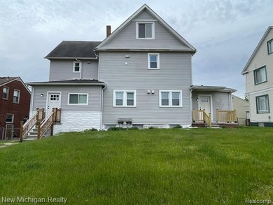 Detroit River Lot For Sale in Wyandotte Michigan