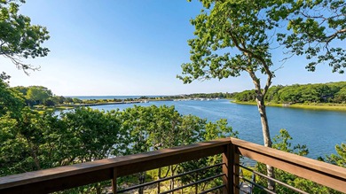 In the private Lion Head waterfront community, this chic - photo 11