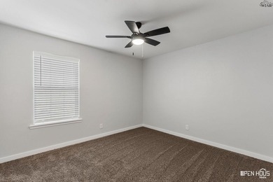Reduced and move in ready! Beautifully, renovated country home - photo 18