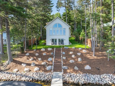 Immaculate Minocqua Chain home offering panoramic views of - photo 2