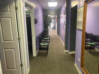 Versatile 6,400 square foot commercial building offering