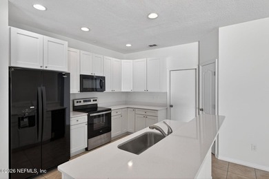 JUST LISTED in Victoria Lakes Neighborhood and renovations - photo 11