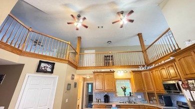 Country living at its finest with all the amenities you could - photo 11