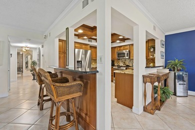 Fabulous opportunity! Beautiful and Rare 1st floor corner with 2 - photo 17
