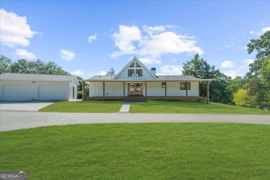 Lake Home For Sale in Dawsonville, Georgia