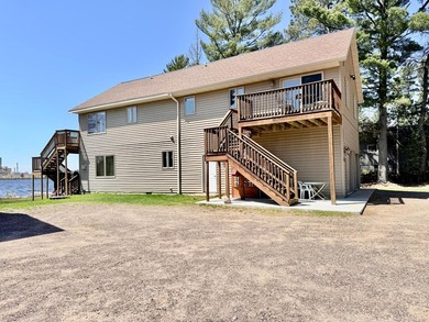 Discover a rare and well-established waterfront vacation rental - photo 3