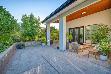 Welcome to one of Brighton Crest's most exceptional residences - photo 15