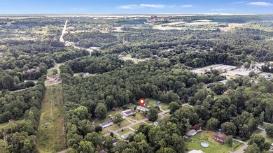 Located inside the Georgetown city limits, this 3-bedroom - photo 3