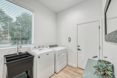 Welcome to one of Brighton Crest's most exceptional residences - photo 42