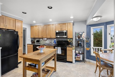 Waterfront Perfection in Desirable Massapequa Shores! Welcome to - photo 10