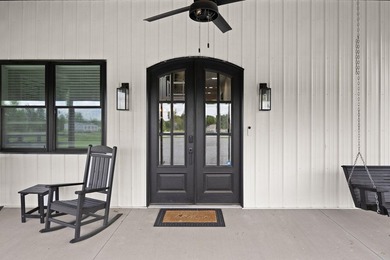 This move-in ready money-making and/or place to call home is - photo 5