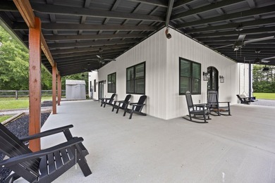 This move-in ready money-making and/or place to call home is - photo 9