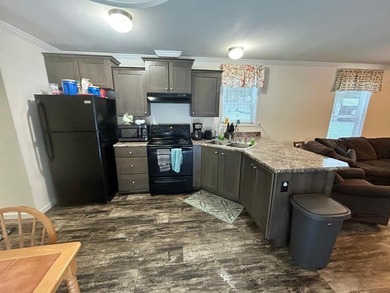 Additional listing photo 1