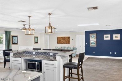 Private half-acre island estate near Pine Island Center with - photo 8