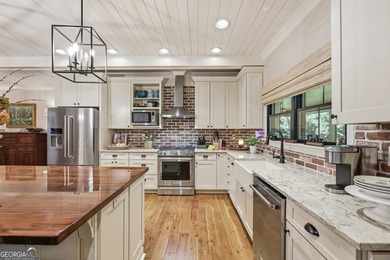Modern farmhouse perfection on 18+ private acres! This - photo 15