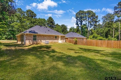 Welcome to this well-maintained 3 bedroom, 2 bath home located - photo 25