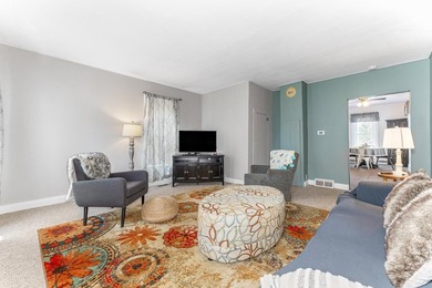 Enjoy the perfect setup for lake living! You can reside in the - photo 7